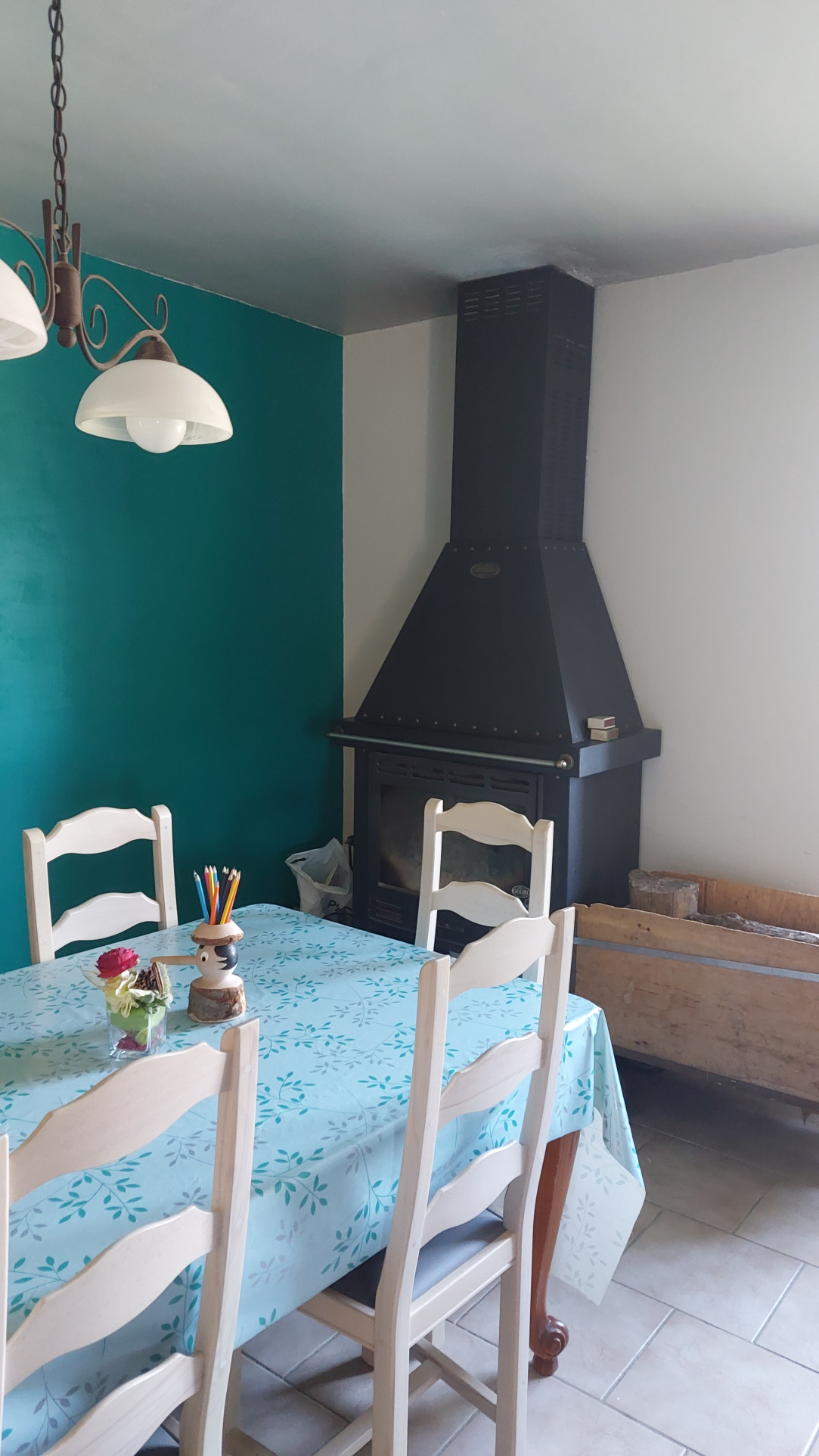 MAISON INDIVIDUELLE EN PIERRE ET BATIMENT FERME AUBERGE