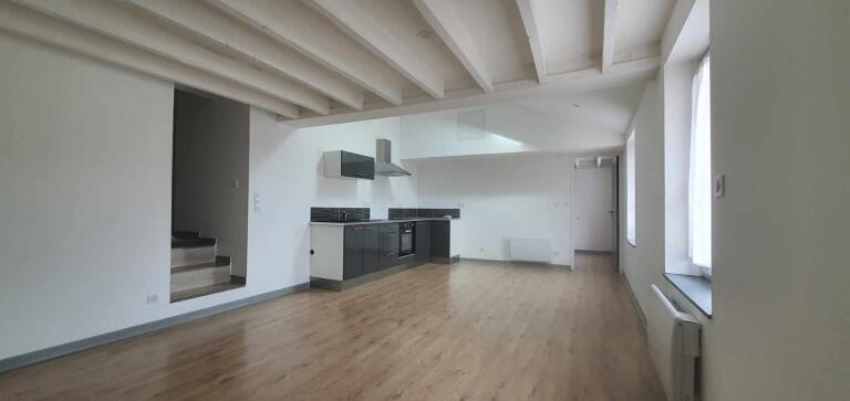 Appartement nu à Côté du Sacré Coeur