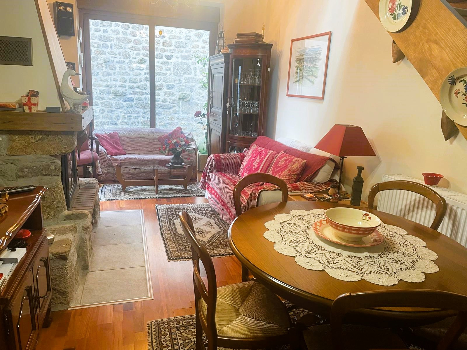 Jolie maison de village avec terrasse