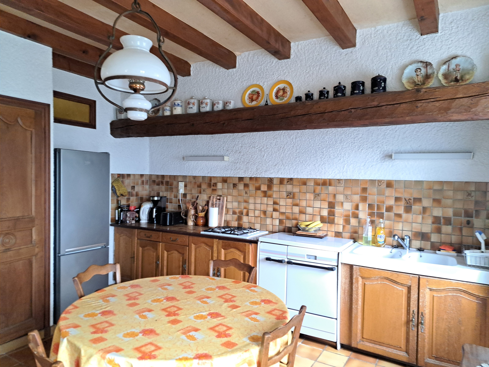 Ancienne ferme/pension de famille en pierre sur plus d'1 hectare de terrain