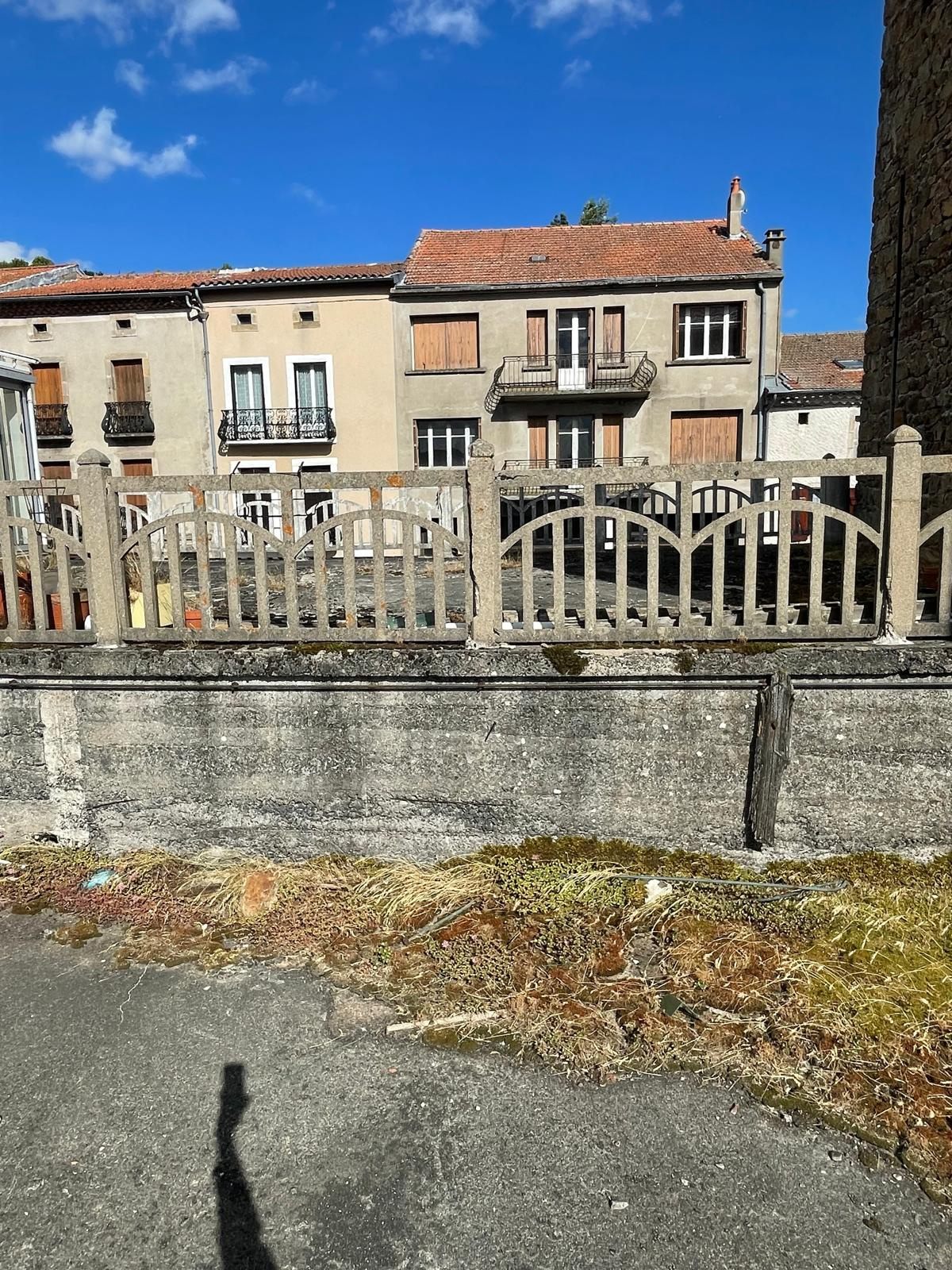 Immeuble sur le chemin de Stevenson, idéal investissement