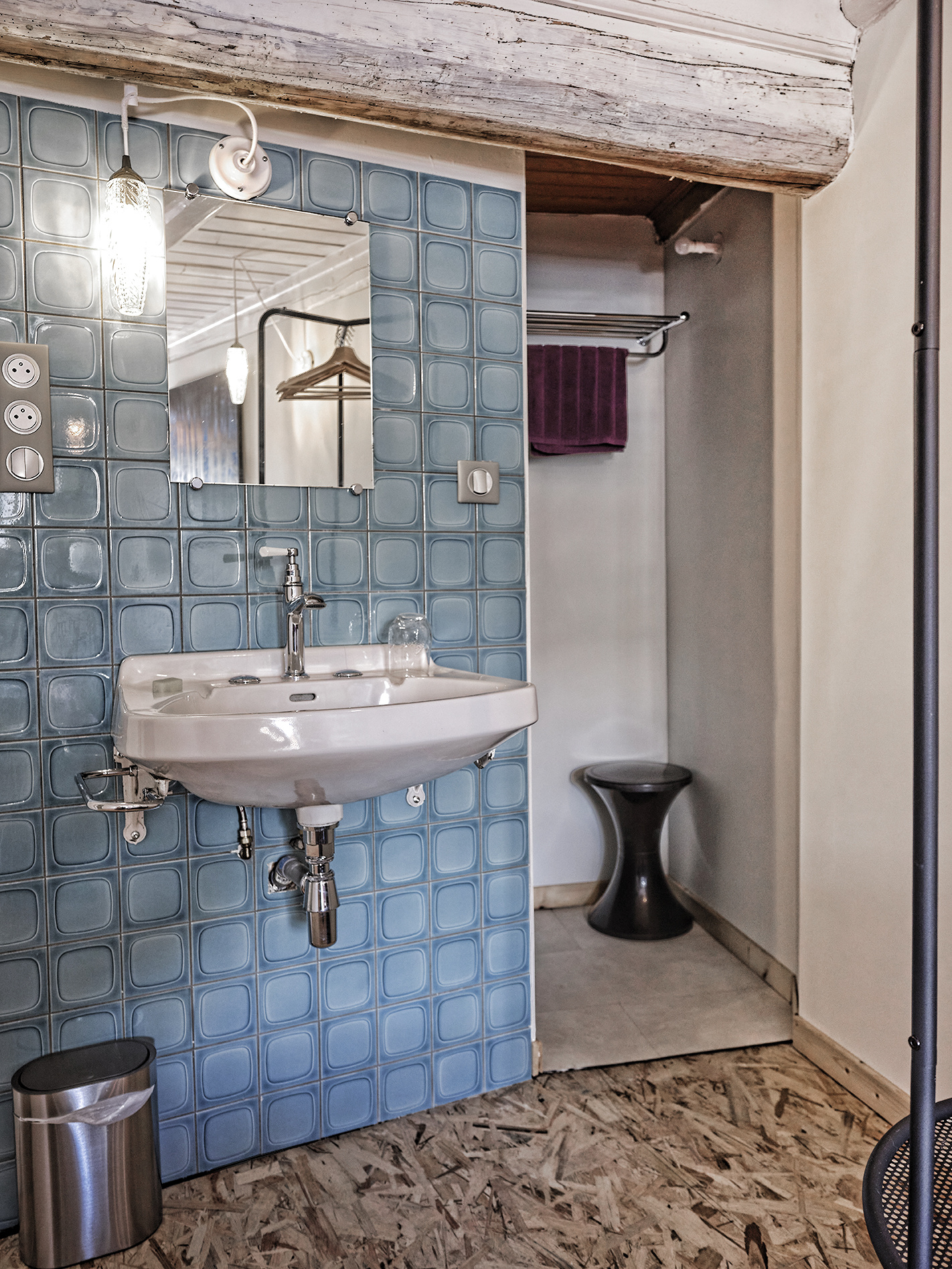 Chambres d'hôtes et galerie d'Art,  petite restauration