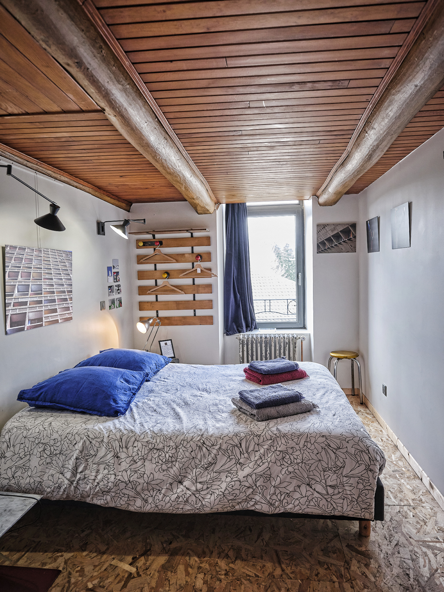 Chambres d'hôtes et galerie d'Art,  petite restauration