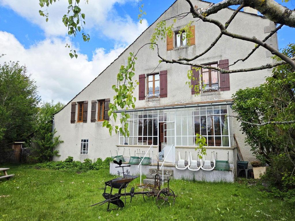 Maison de village sur jardin