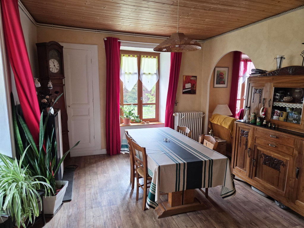 Maison de village sur jardin