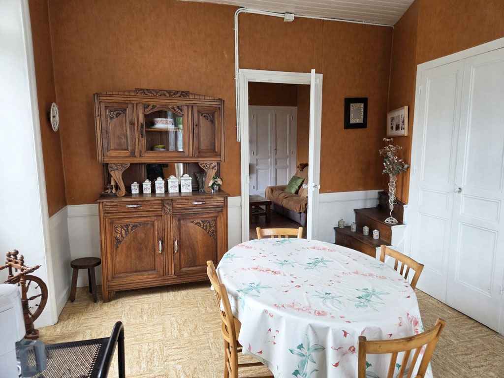 Maison de village sur jardin