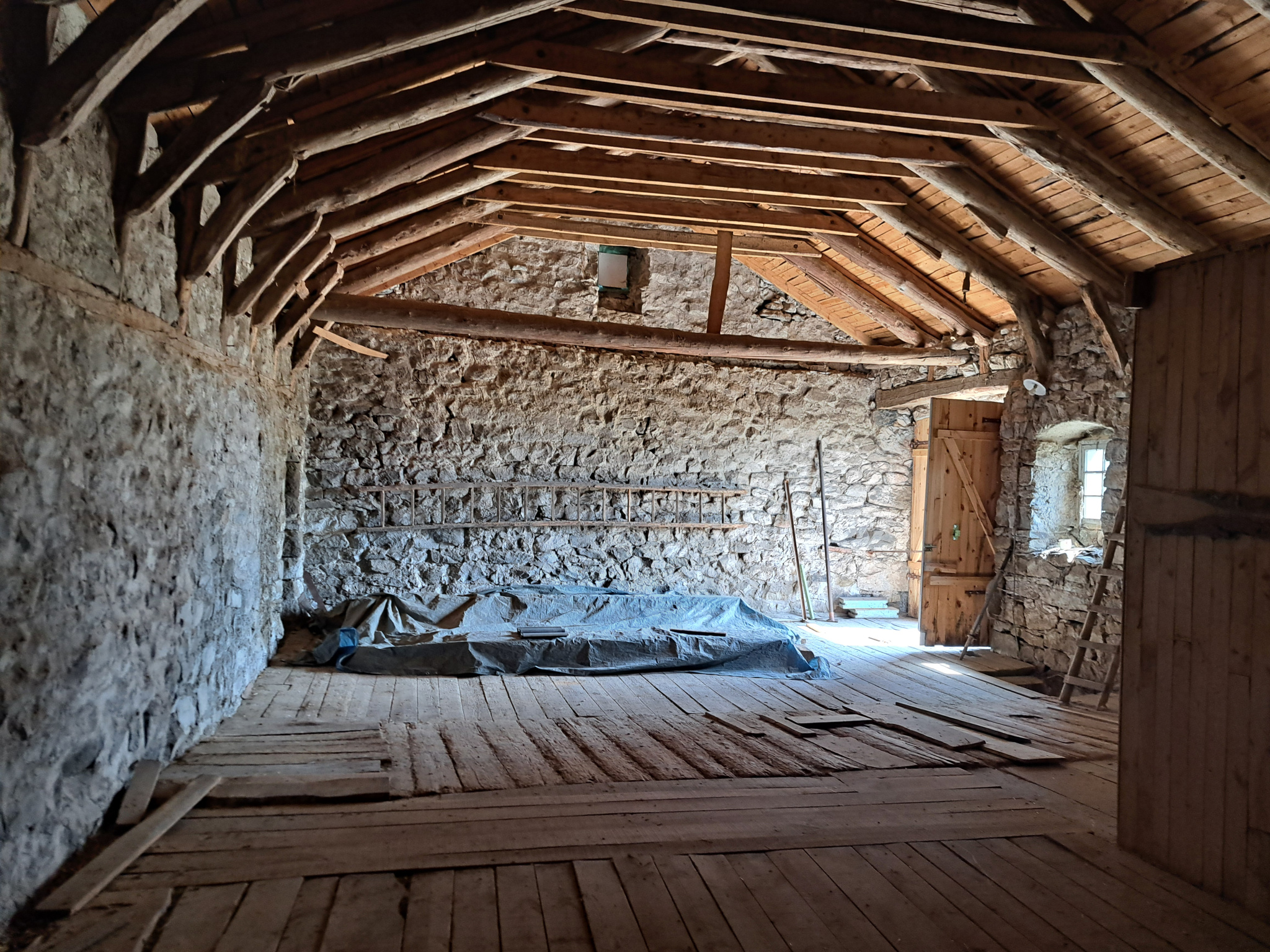 Ancienne ferme commune du Mazet st voy