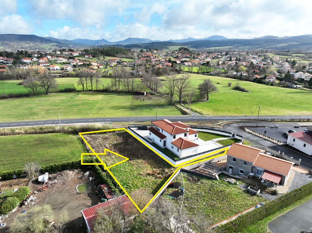 Jolie terrain constructible