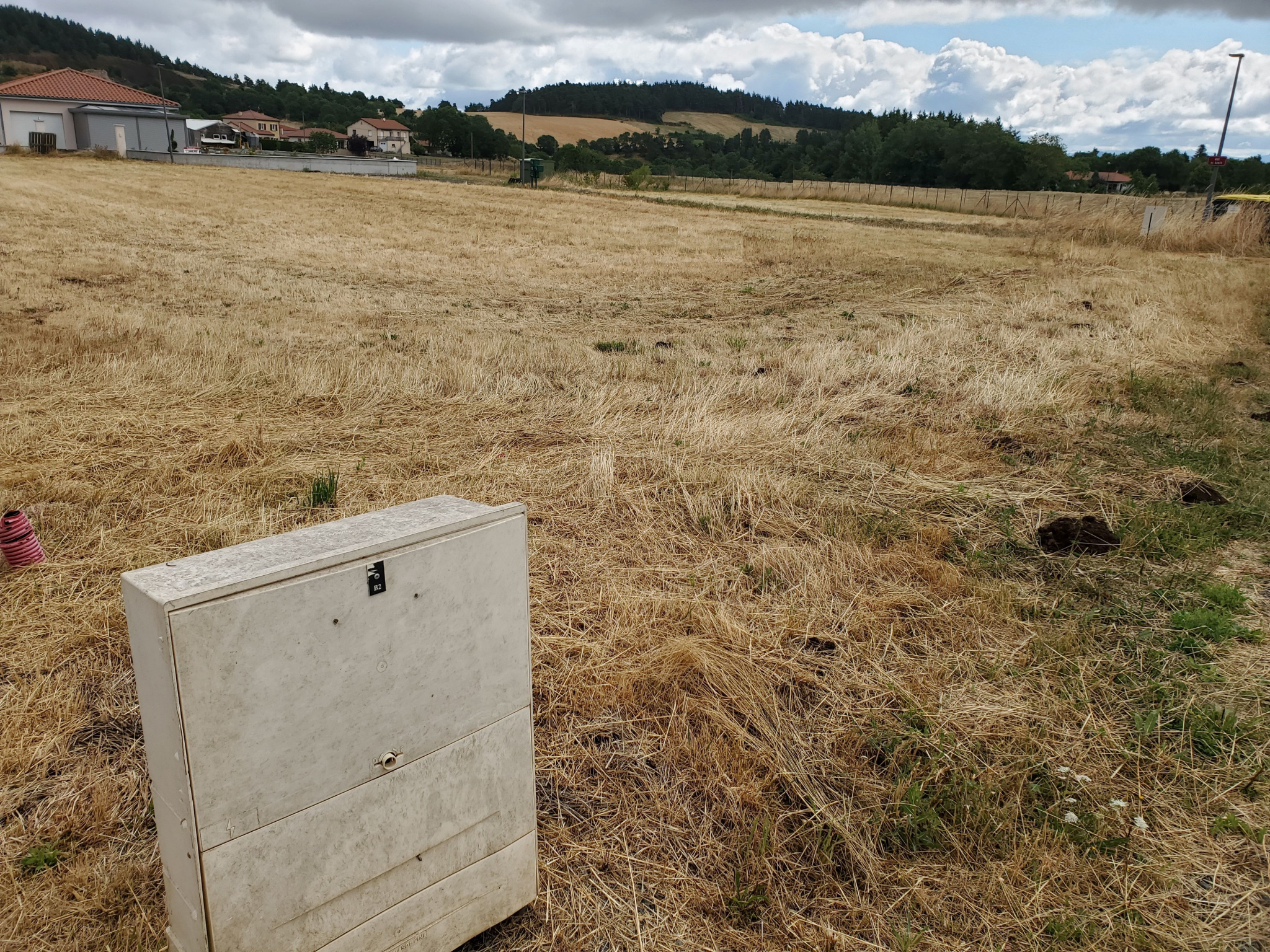 Terrain constructible viabilisé d'environ 670 m2