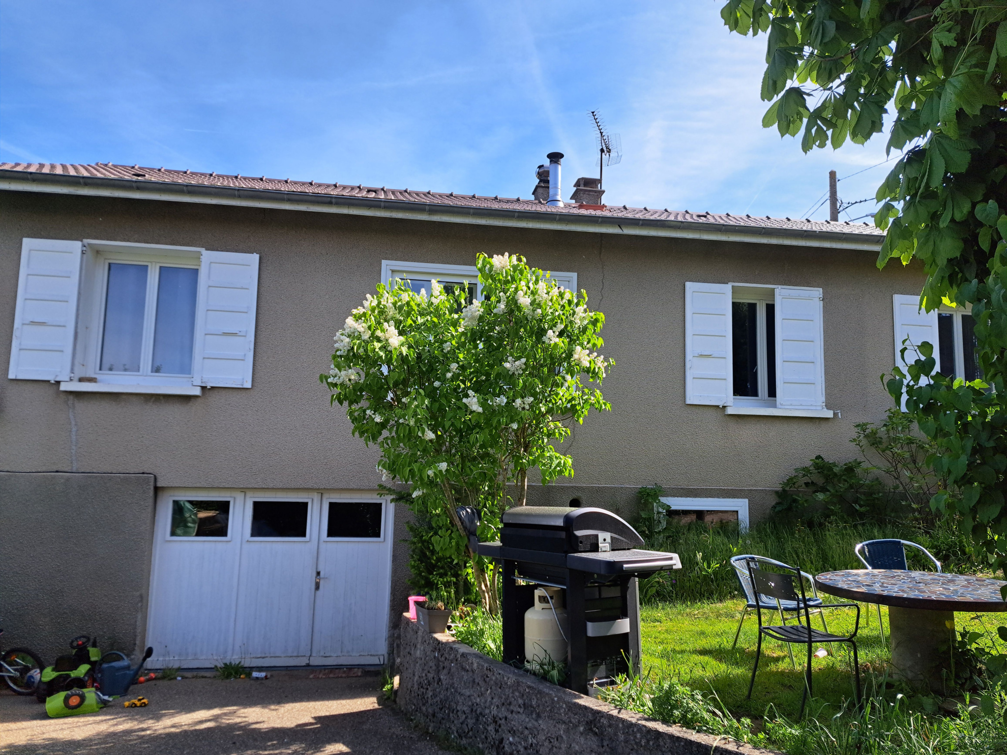 Maison proche du centre village