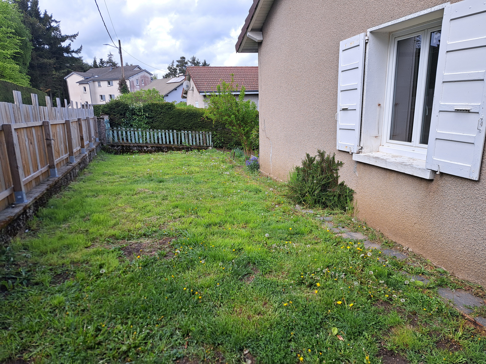 Maison proche du centre village