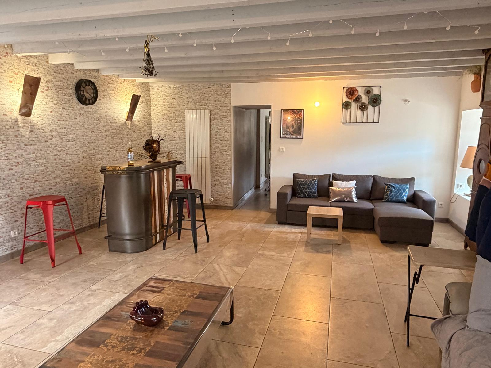 Jolie maison avec terrain attenant