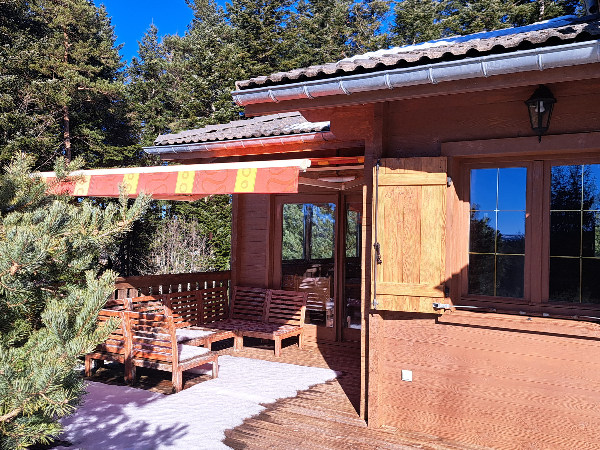 Magnifique Chalet en madrier sur 7259 m2 de terrain