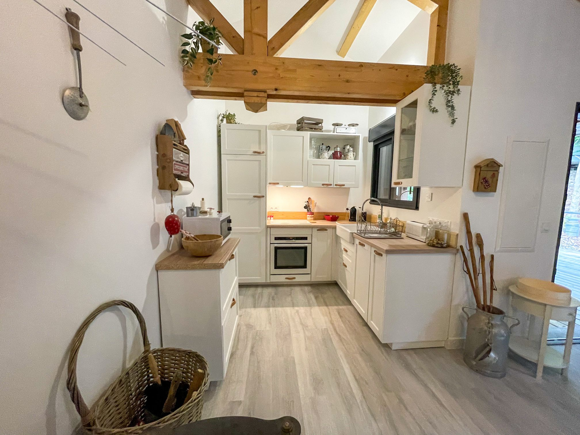 Chalet de 2023 sur 3935 m2 de terrain