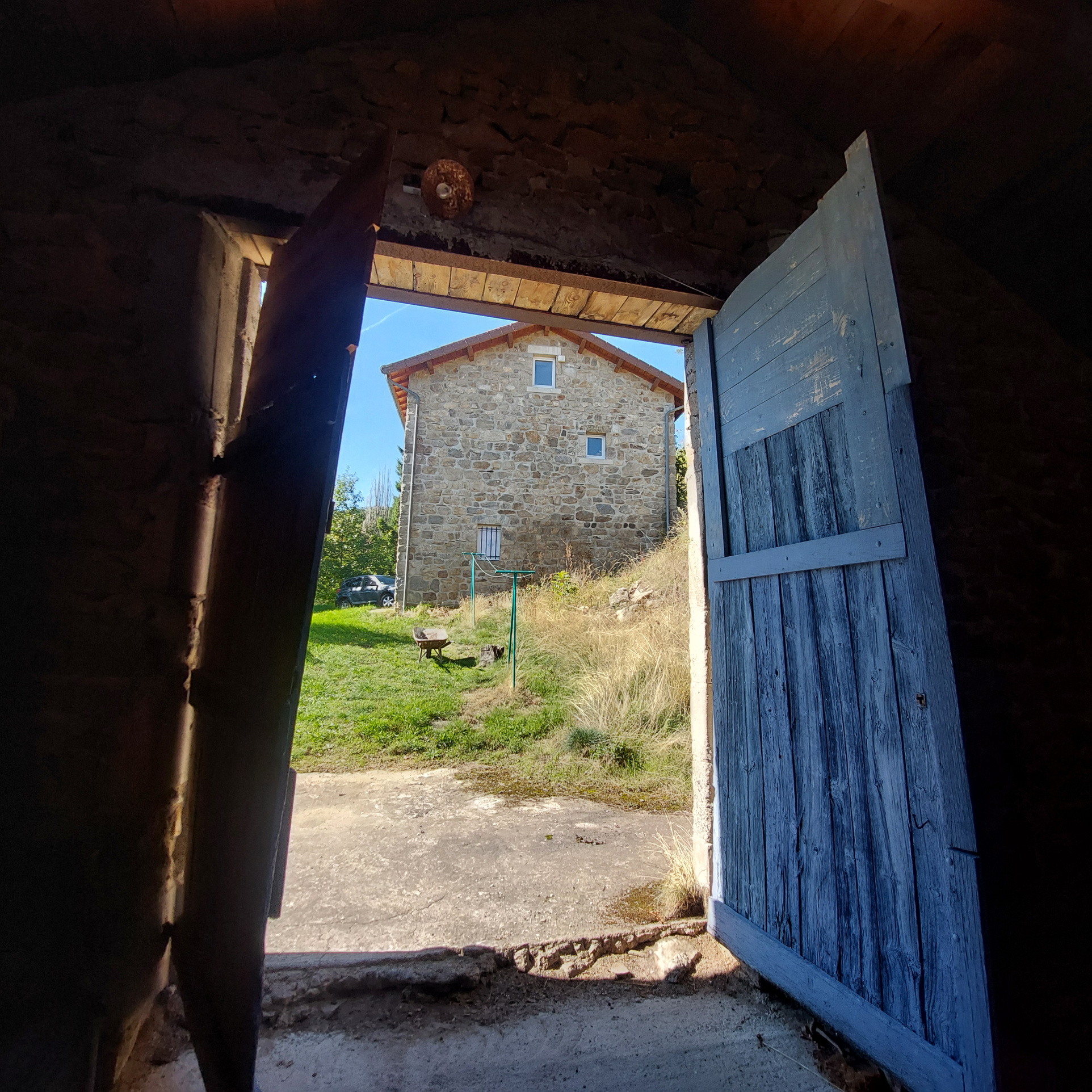 Domaine d’Exception de 54 Hectares au Cœur du Parc Régional des Monts d’Ardèche
