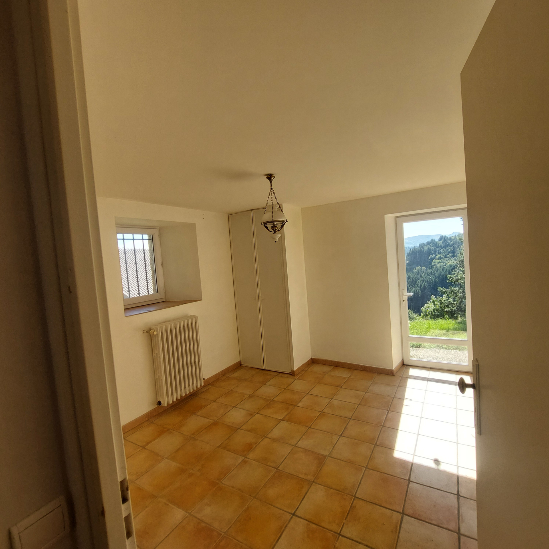 Domaine d’Exception de 54 Hectares au Cœur du Parc Régional des Monts d’Ardèche