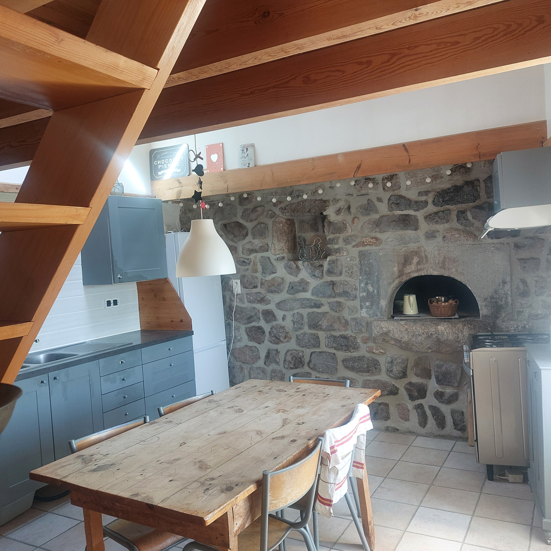 Domaine d’Exception de 54 Hectares au Cœur du Parc Régional des Monts d’Ardèche