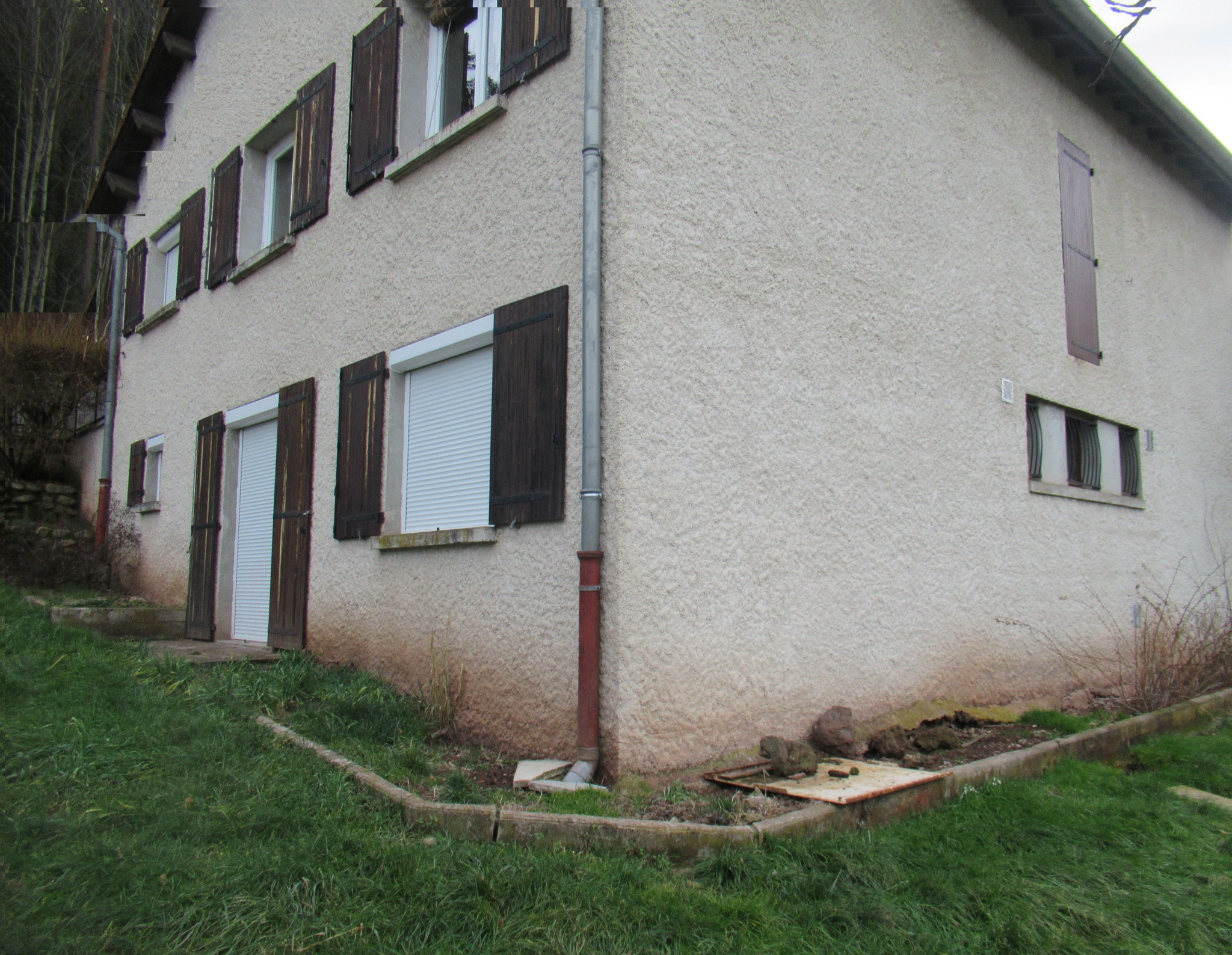 Villa avec 600 m2 de terrain attenant