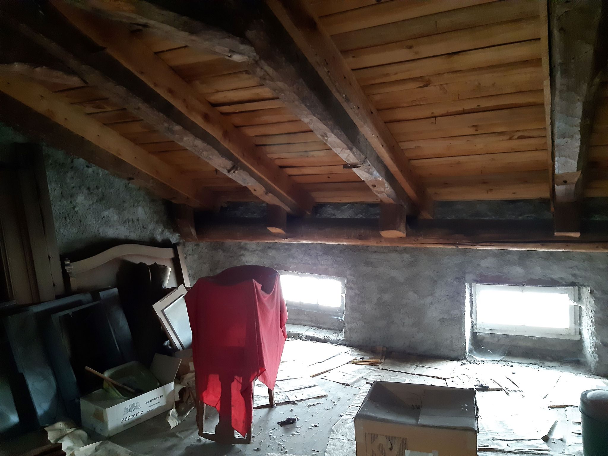 Immeuble avec local commercial