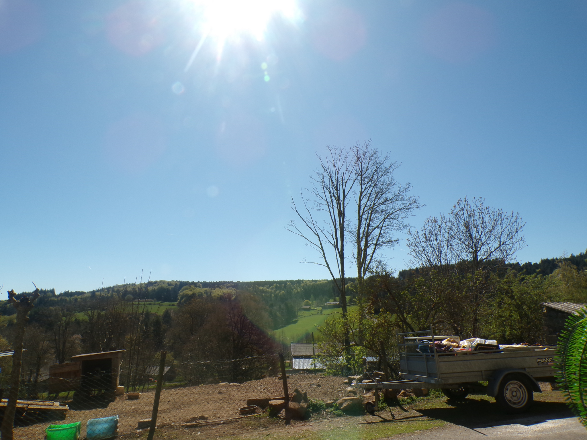 Maison en pierre avec mitoyenneté non gênante