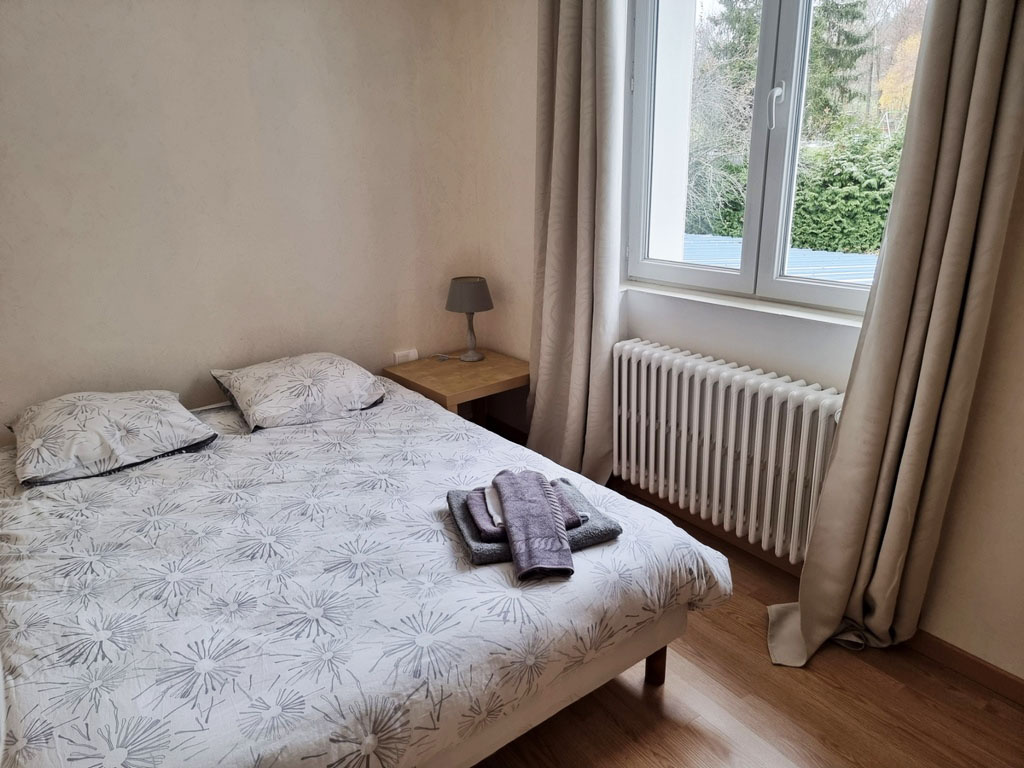 Auberge de campagne murs et fonds avec logement