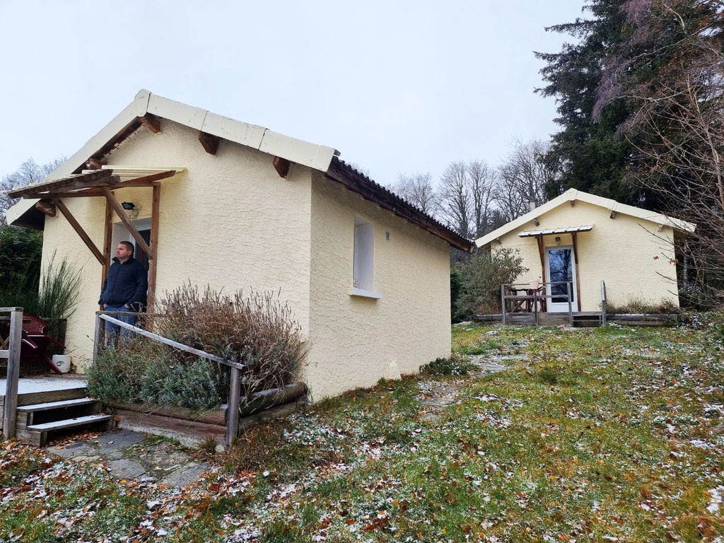 Auberge de campagne murs et fonds avec logement
