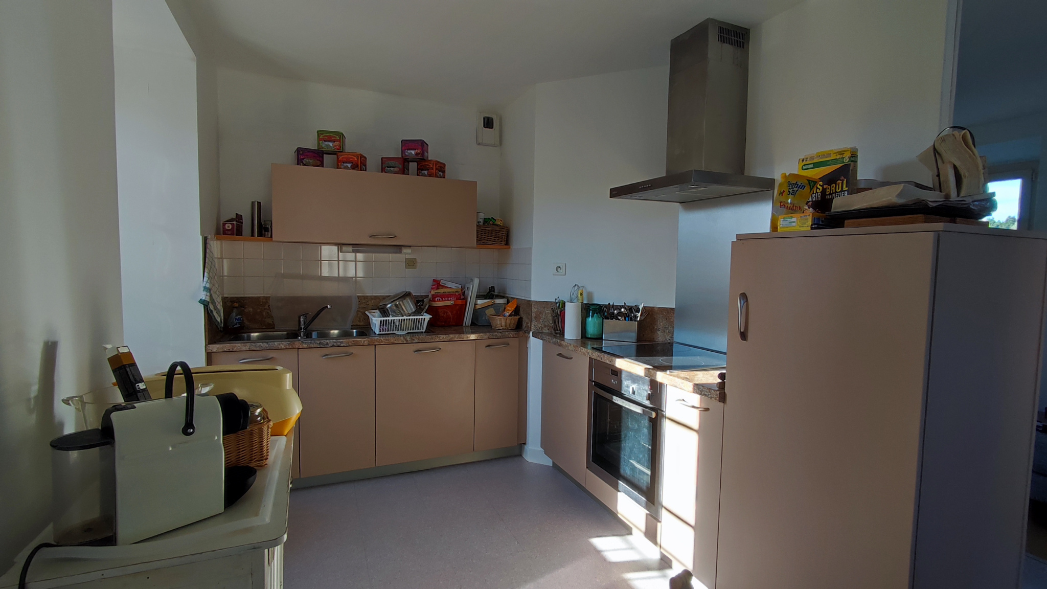 TENCE APPARTEMENT rénové au cœur du centre-ville.