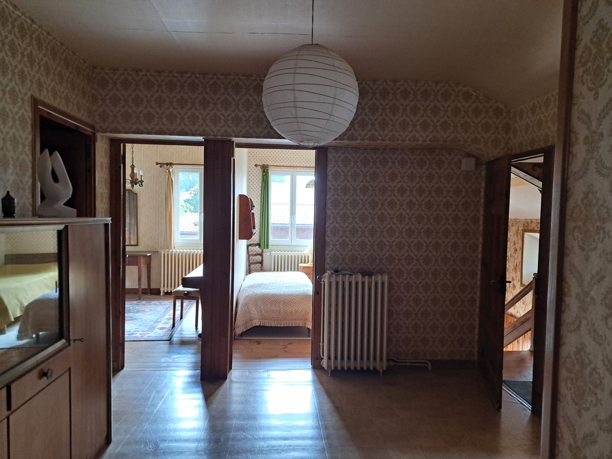 MAISON DES ANNEES 50 SUR 1110 M2