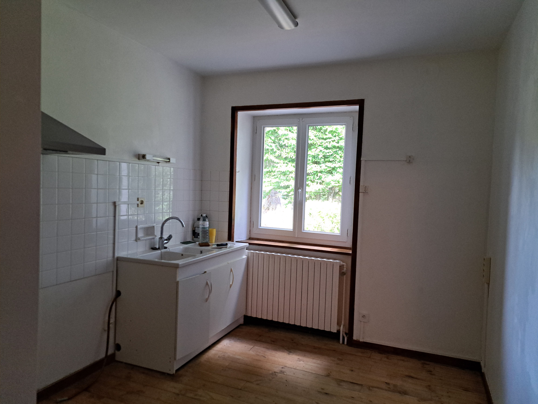 MAISON DES ANNEES 50 SUR 1110 M2