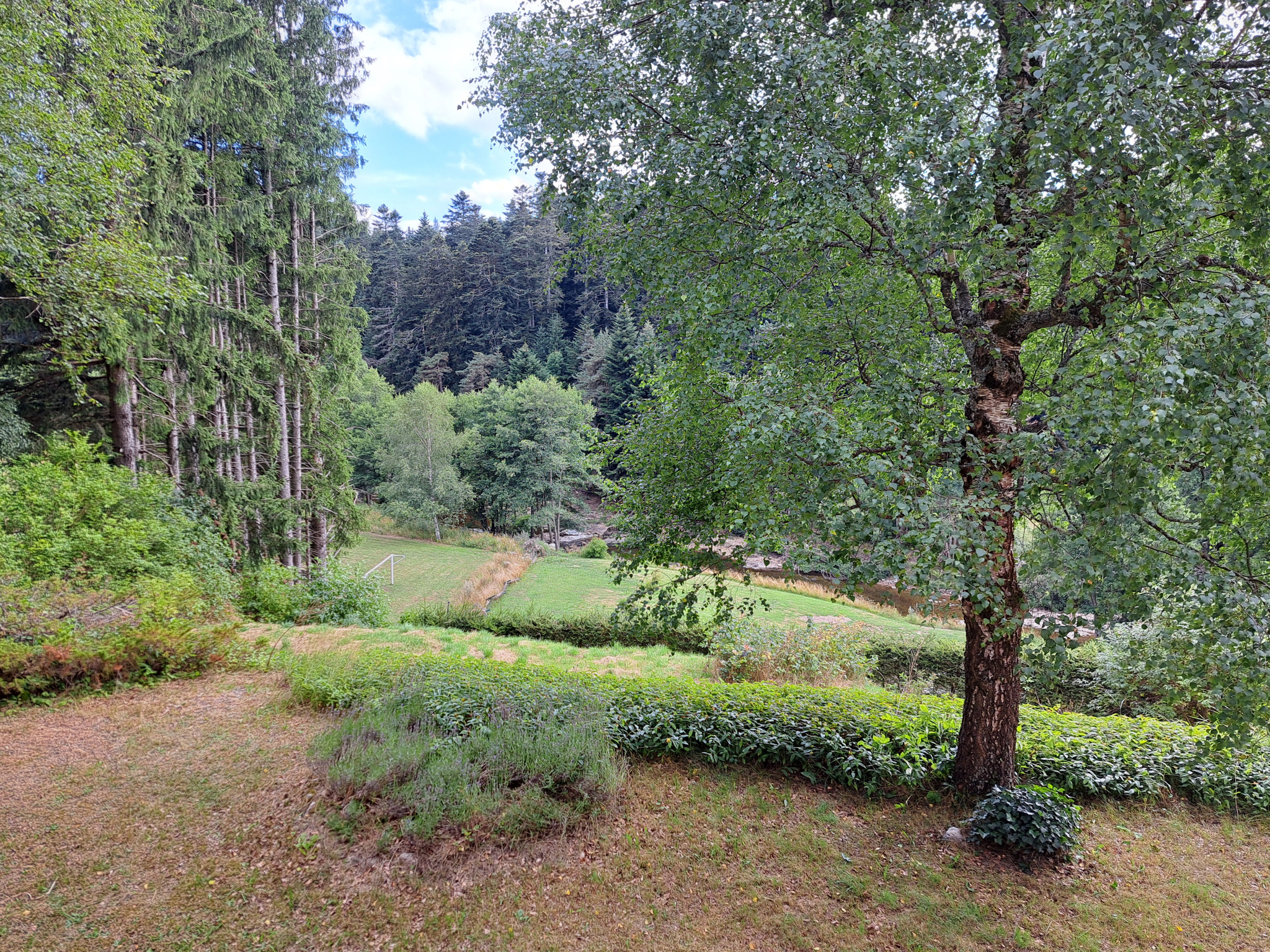 MAISON DES ANNEES 50 SUR 1110 M2