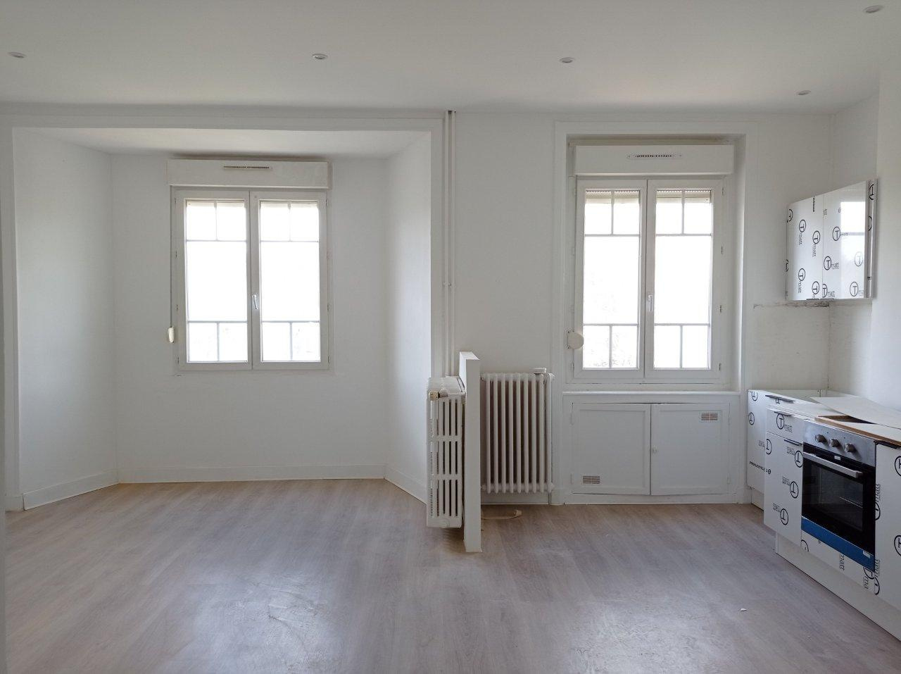 T2 traversant 48,77 m2 1er étage