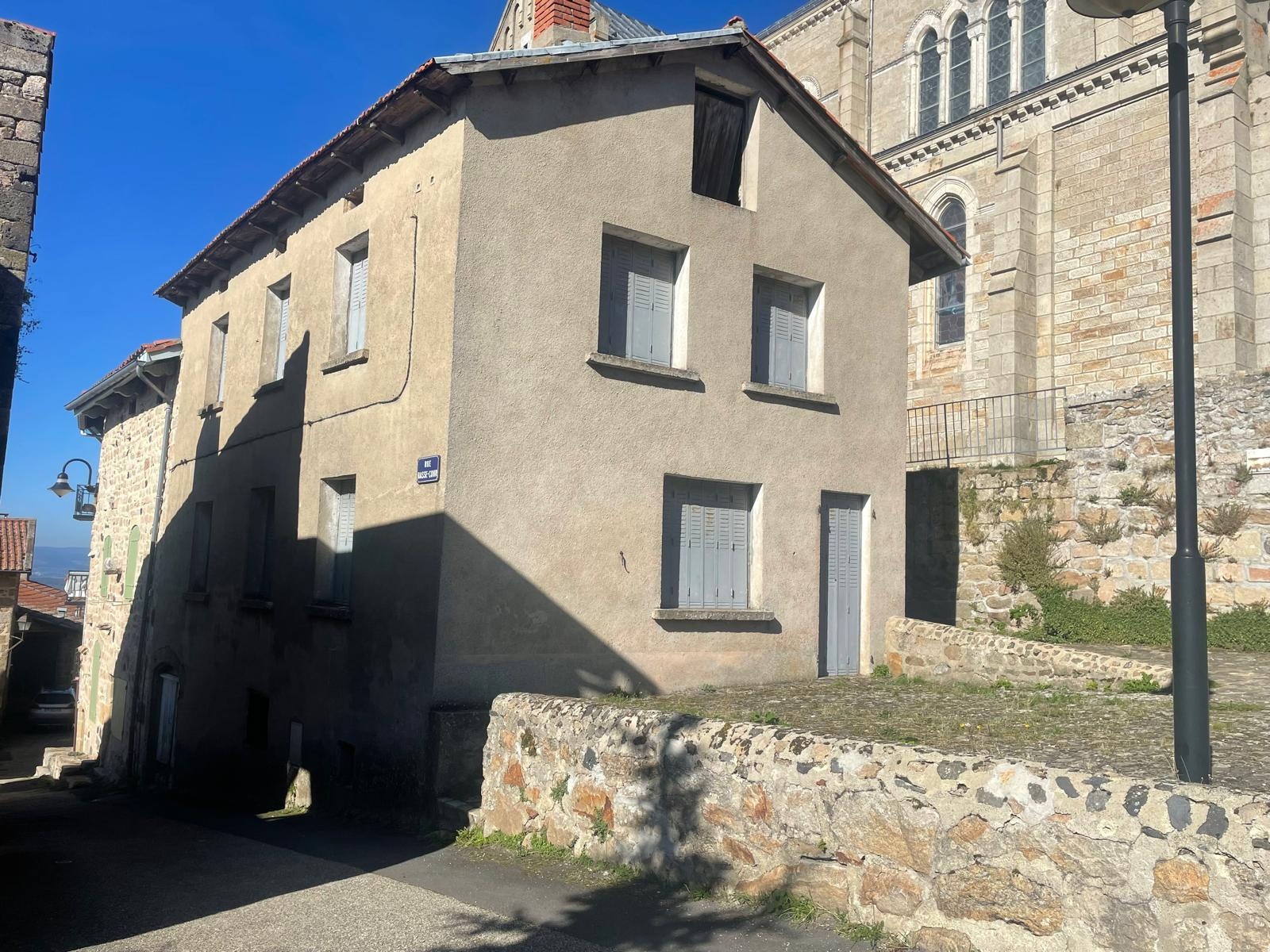 Jolie maison de village à rénover