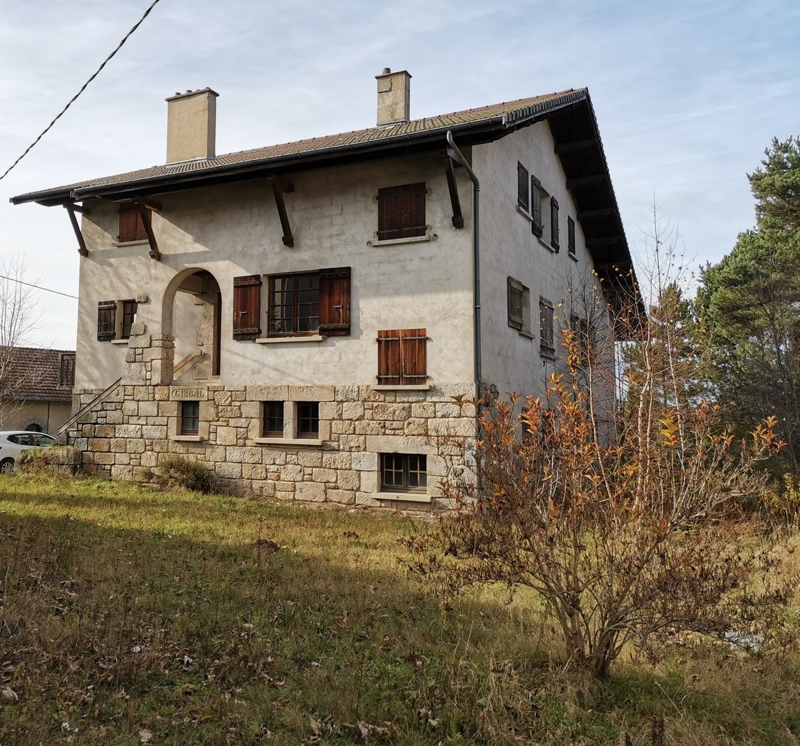 Le Chambon sur Lignon proche du centre maison d'habitation